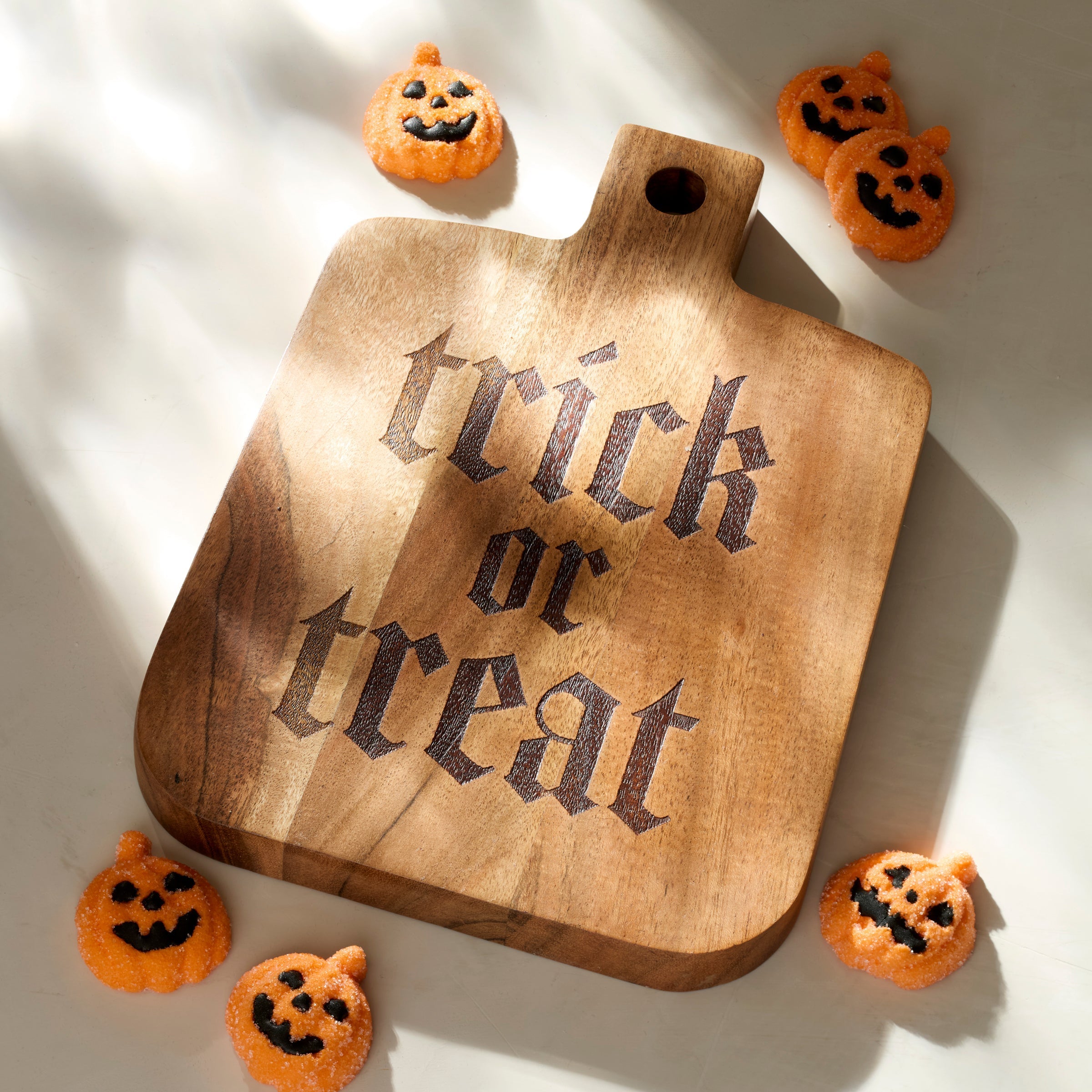 Lenox Premium Vintro Halloween Trick or Treat Cheese Board - Image 2