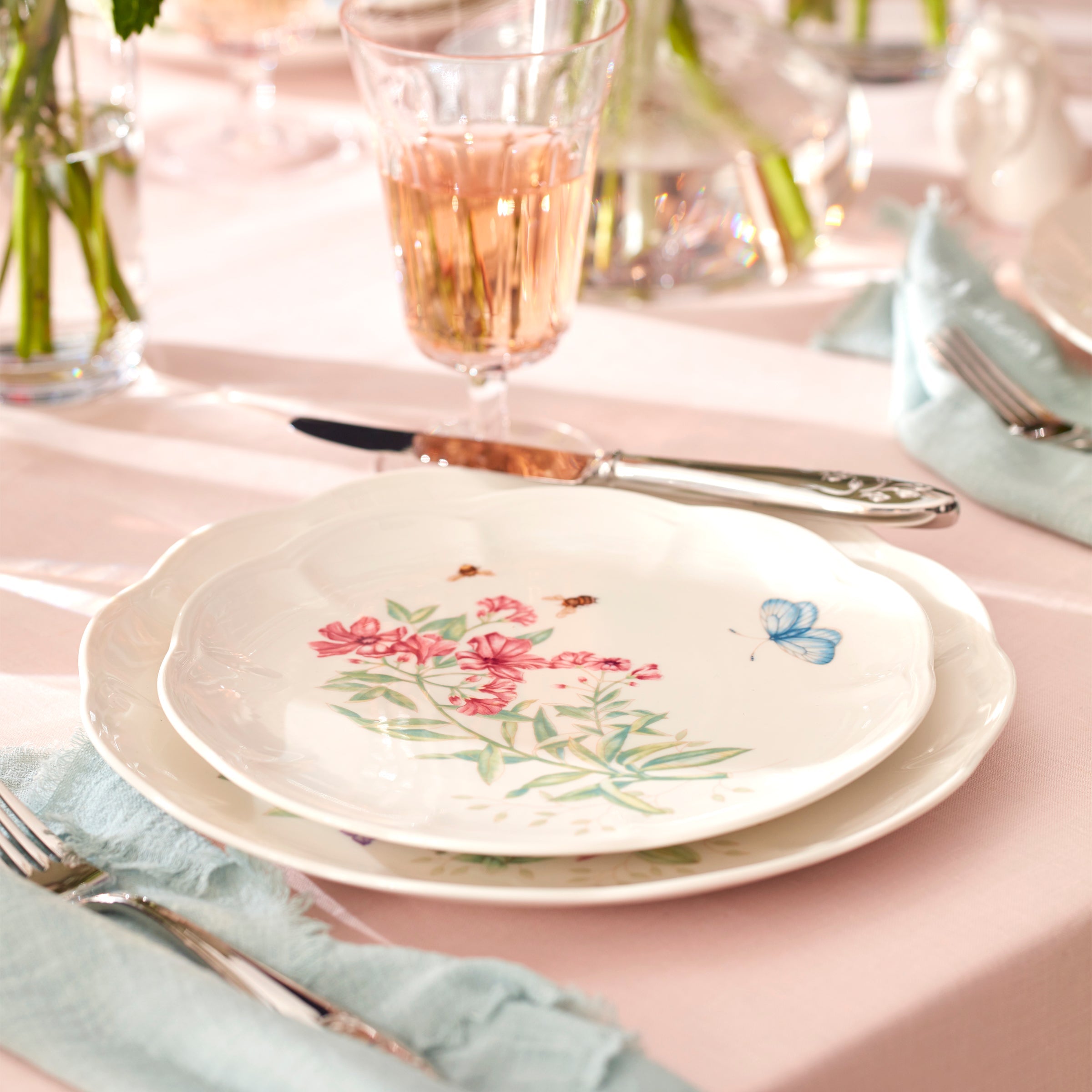 Lenox Premium Butterfly Meadow 18-Piece Dinnerware Set - Image 5