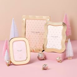 Alternative view of Lenox Premium South Street Gold 8x10 Scallop Photo Frame