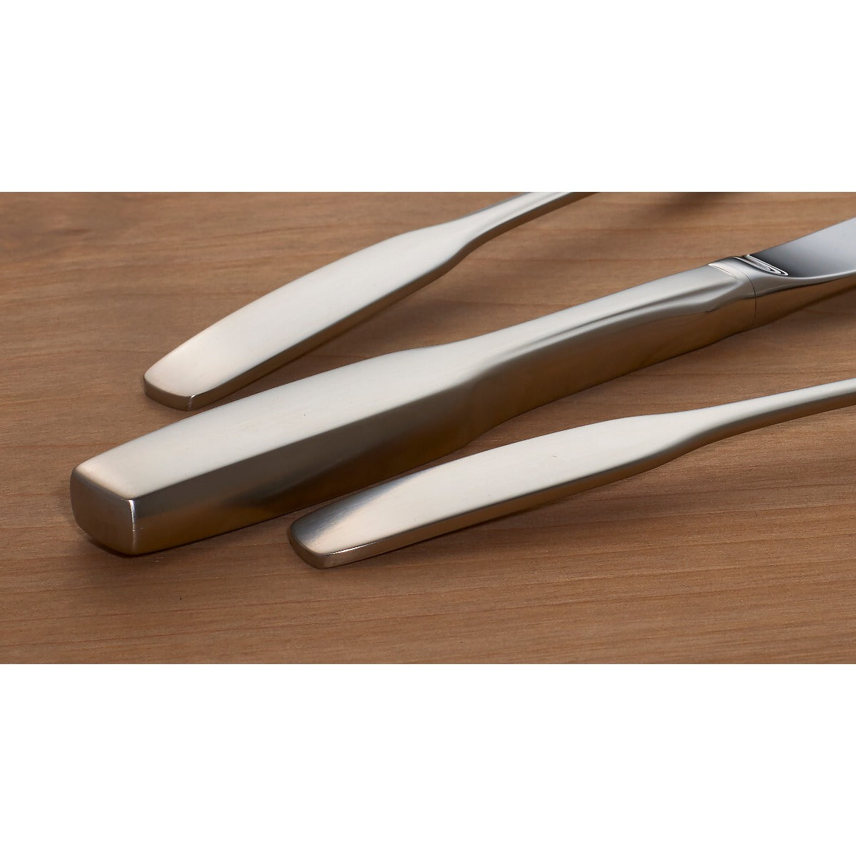Lenox Premium Paul Revere Dinner Knives, Set of 4 - Image 4