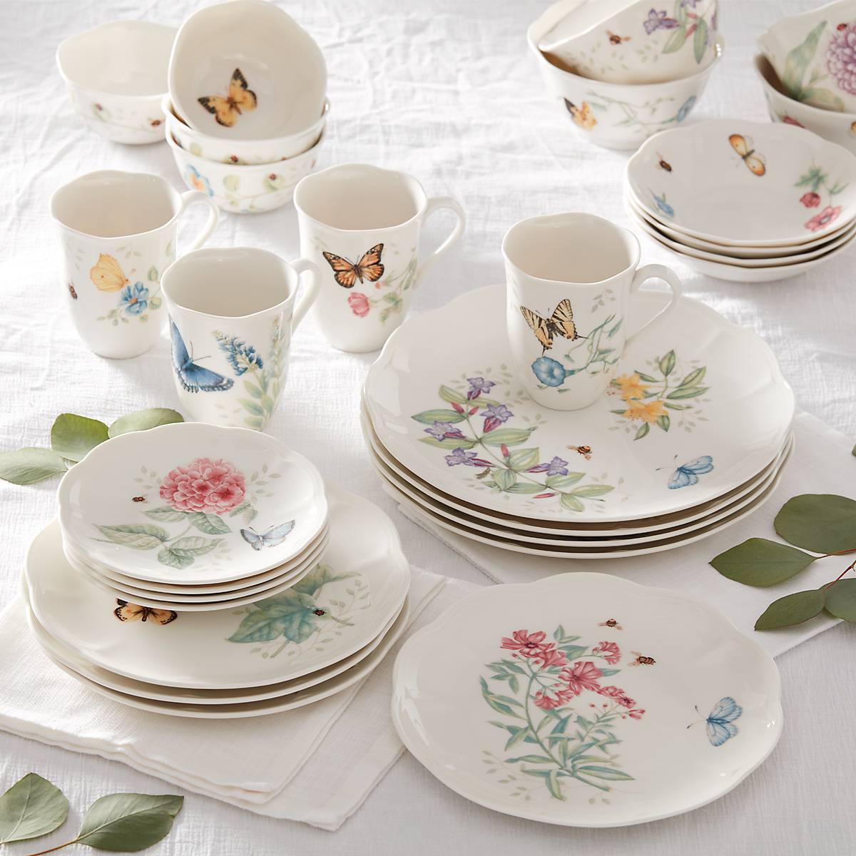 Lenox Premium Butterfly Meadow 28-Piece Dinnerware Set - Image 14