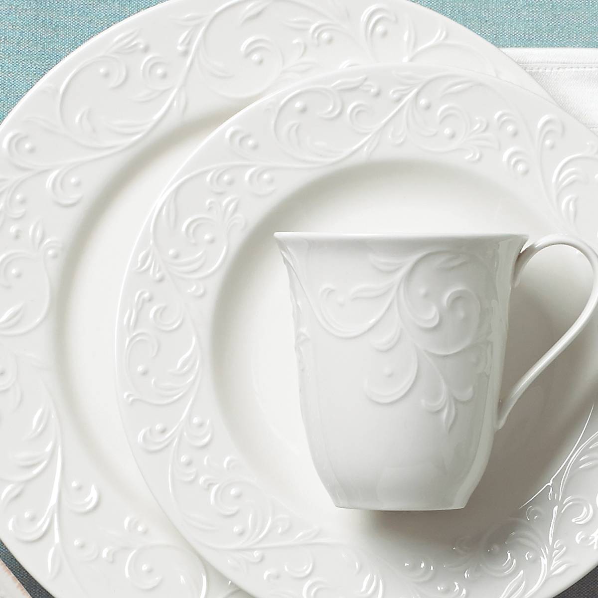 Lenox Premium Opal Innocence Carved 4-Piece Place Setting - Image 4