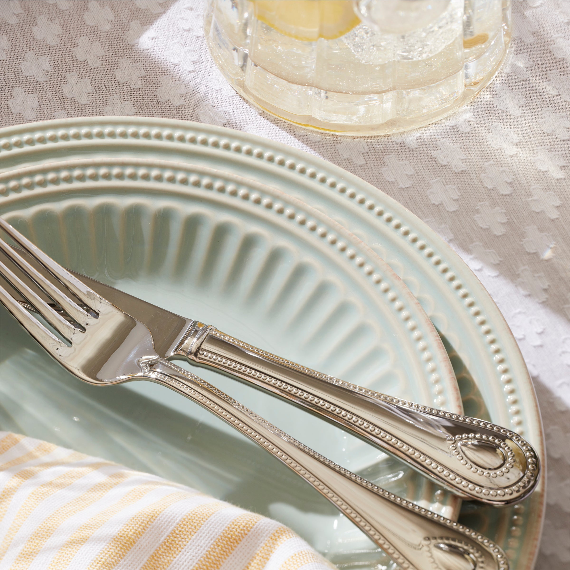 Lenox Premium French Perle Groove Ice Blue 12-Piece Place Setting - Image 6