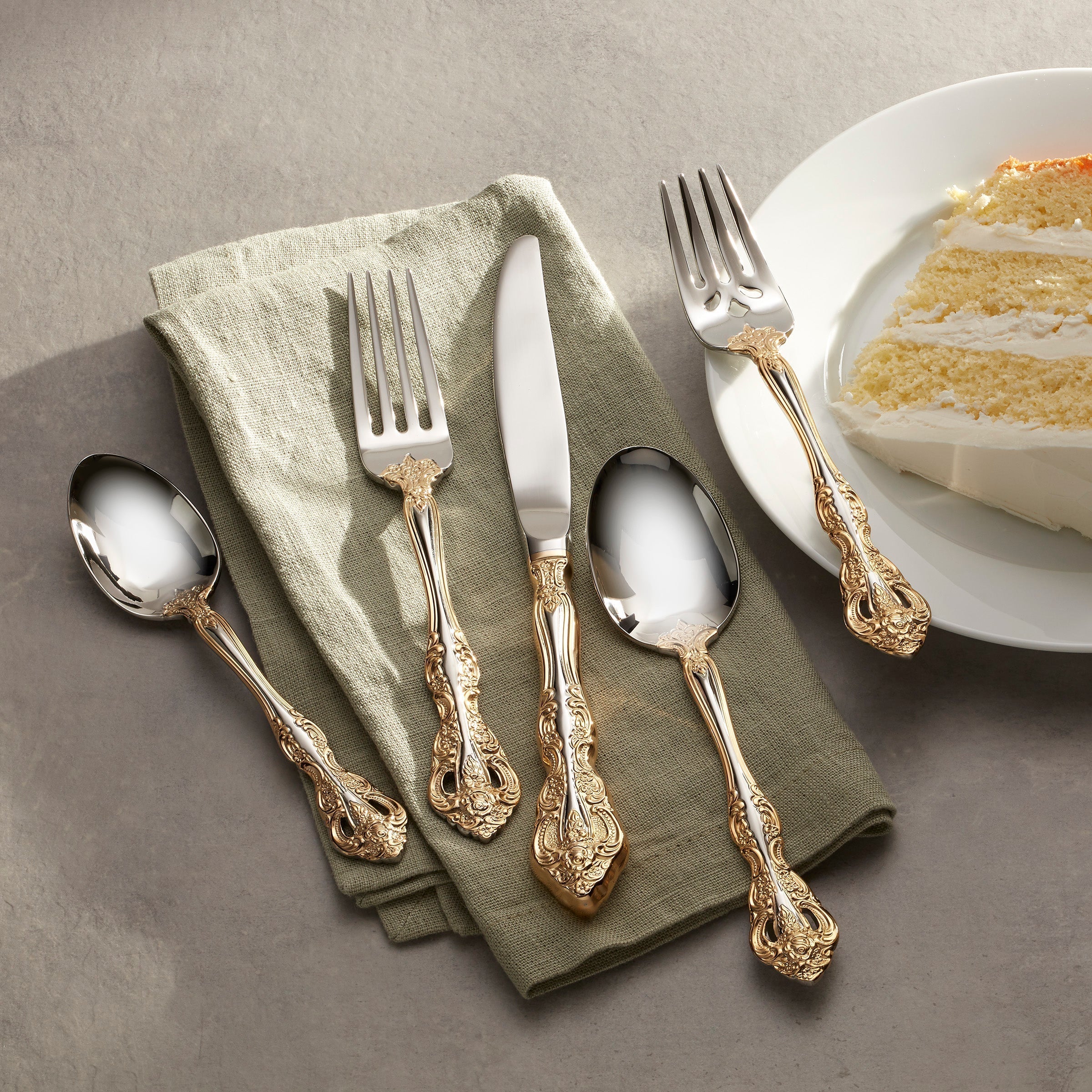 Lenox Premium Golden Michelangelo 20-Piece Flatware Set - Image 5