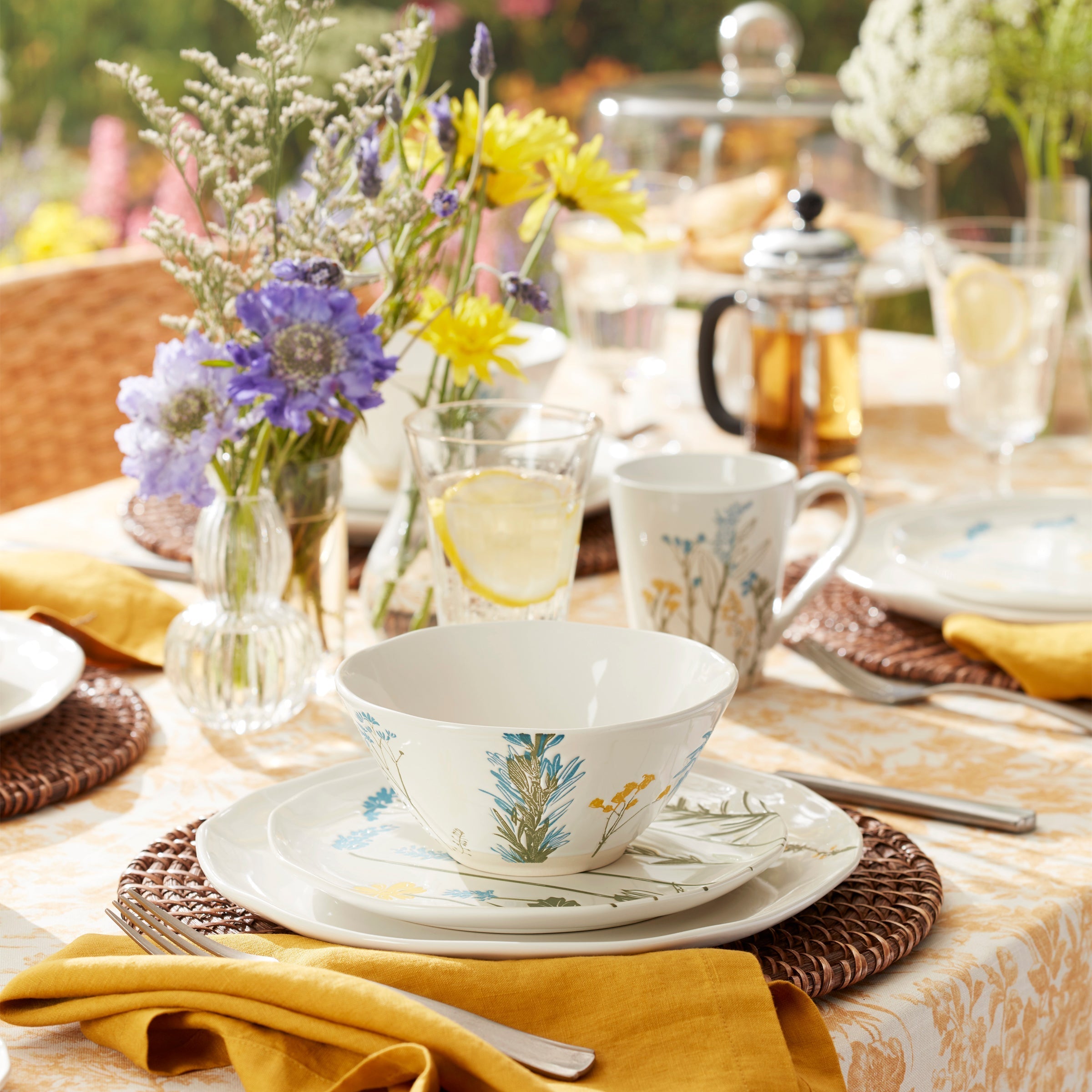 Lenox Premium Wildflowers 12-Piece Dinnerware Set - Image 5