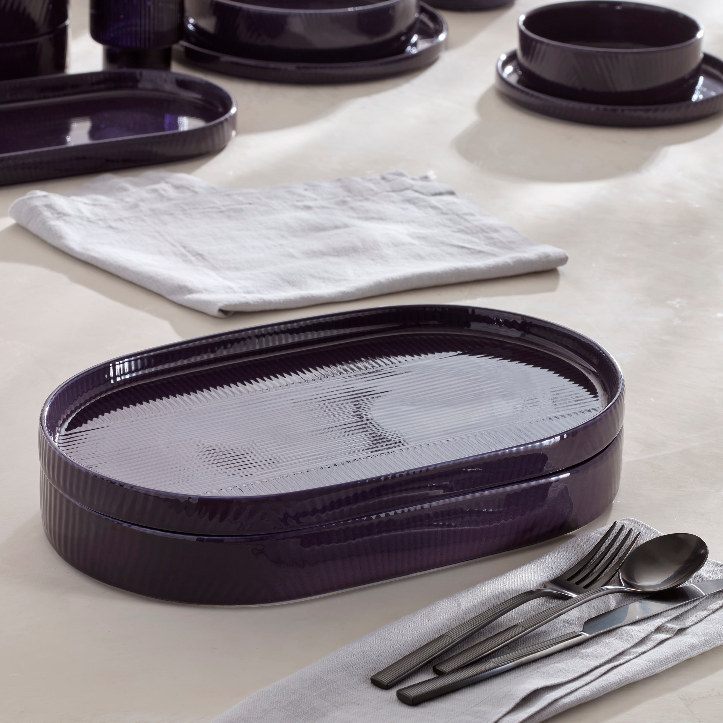 Lenox Premium Modulus Nightshade 2-Piece Serving Set - Image 4