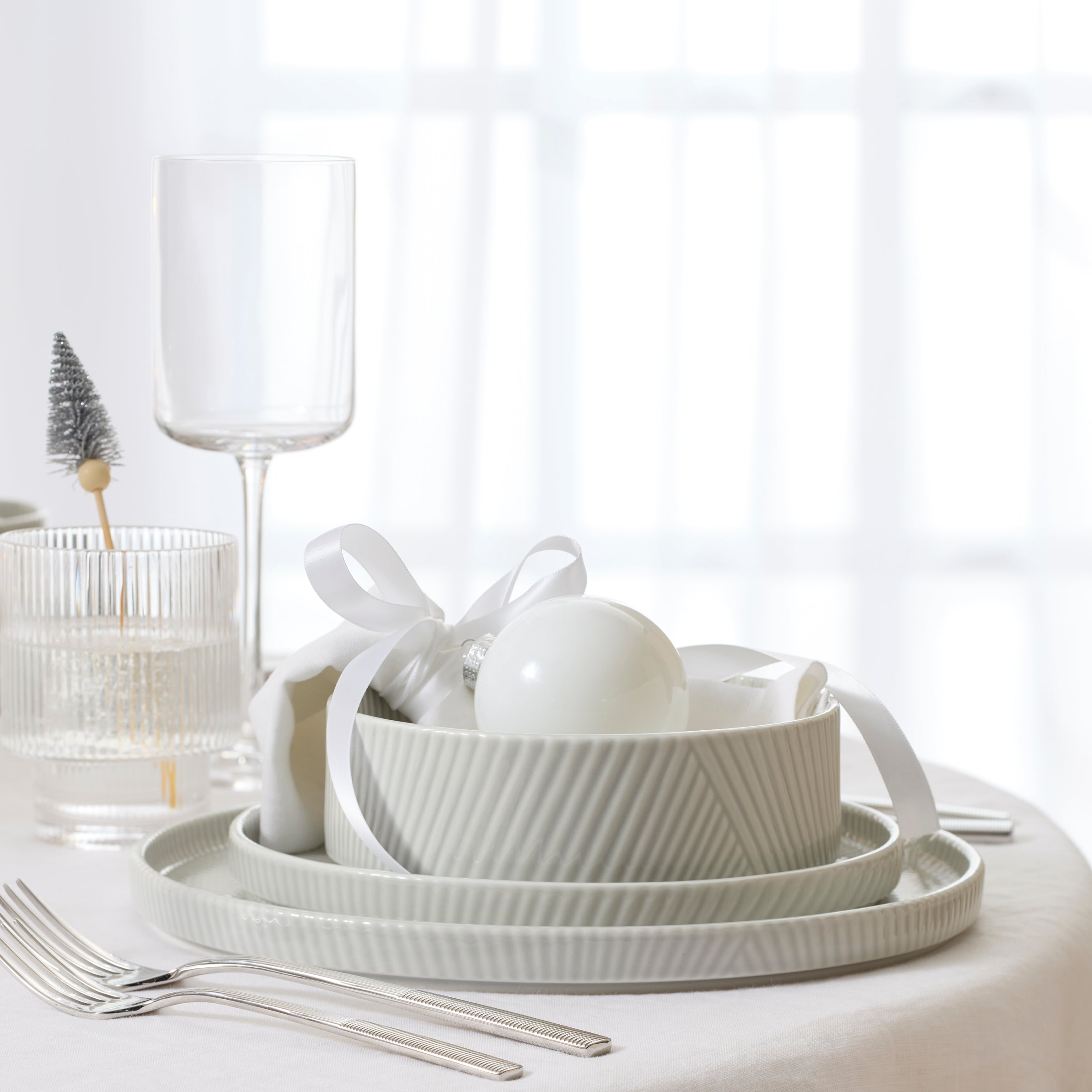 Lenox Premium Tuscany Classics Straight White Wine Glasses, Set of 6 - Image 4