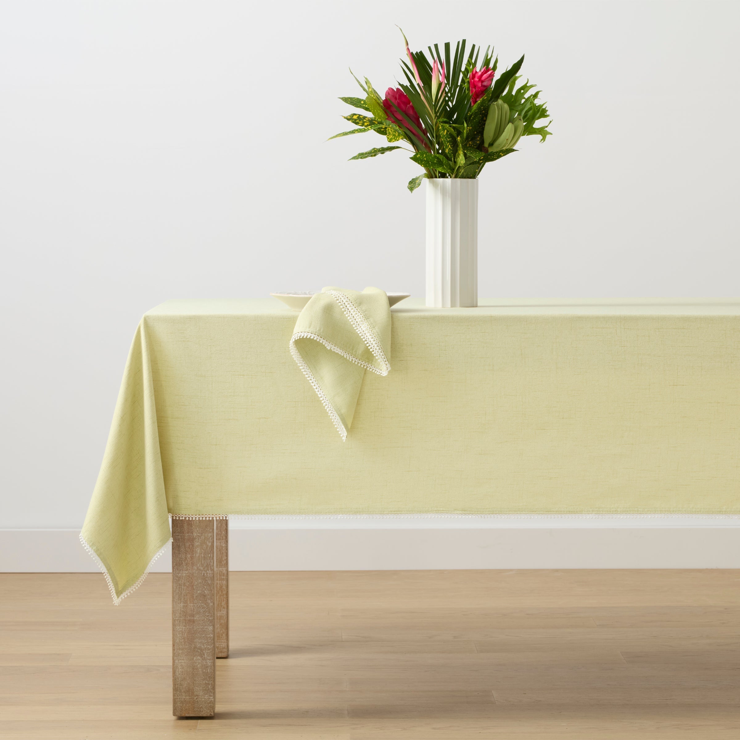 Lenox Premium French Perle Pistachio 60x120 Tablecloth - Image 3
