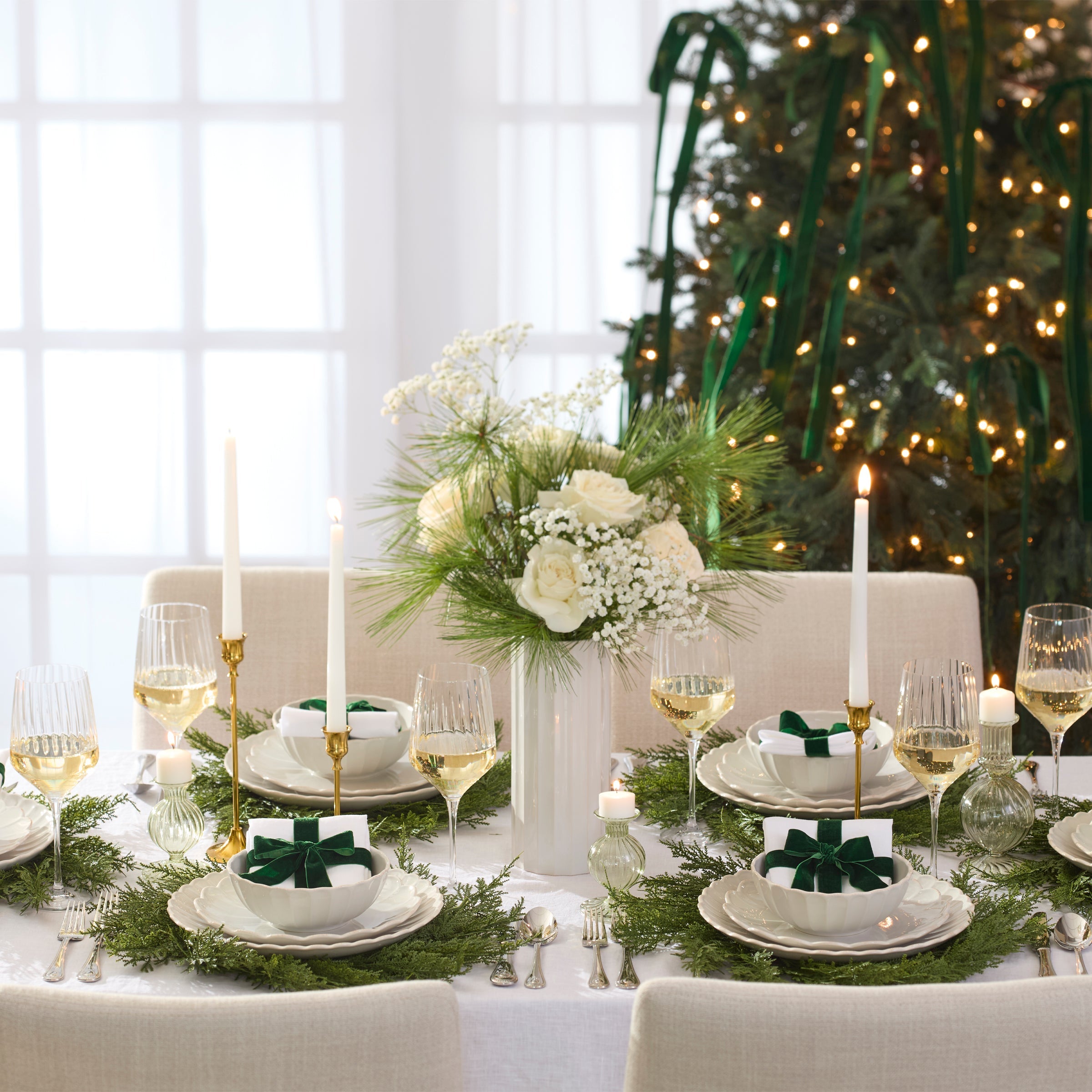 Lenox Premium French Perle Scallop White 4-Piece Place Setting - Image 2