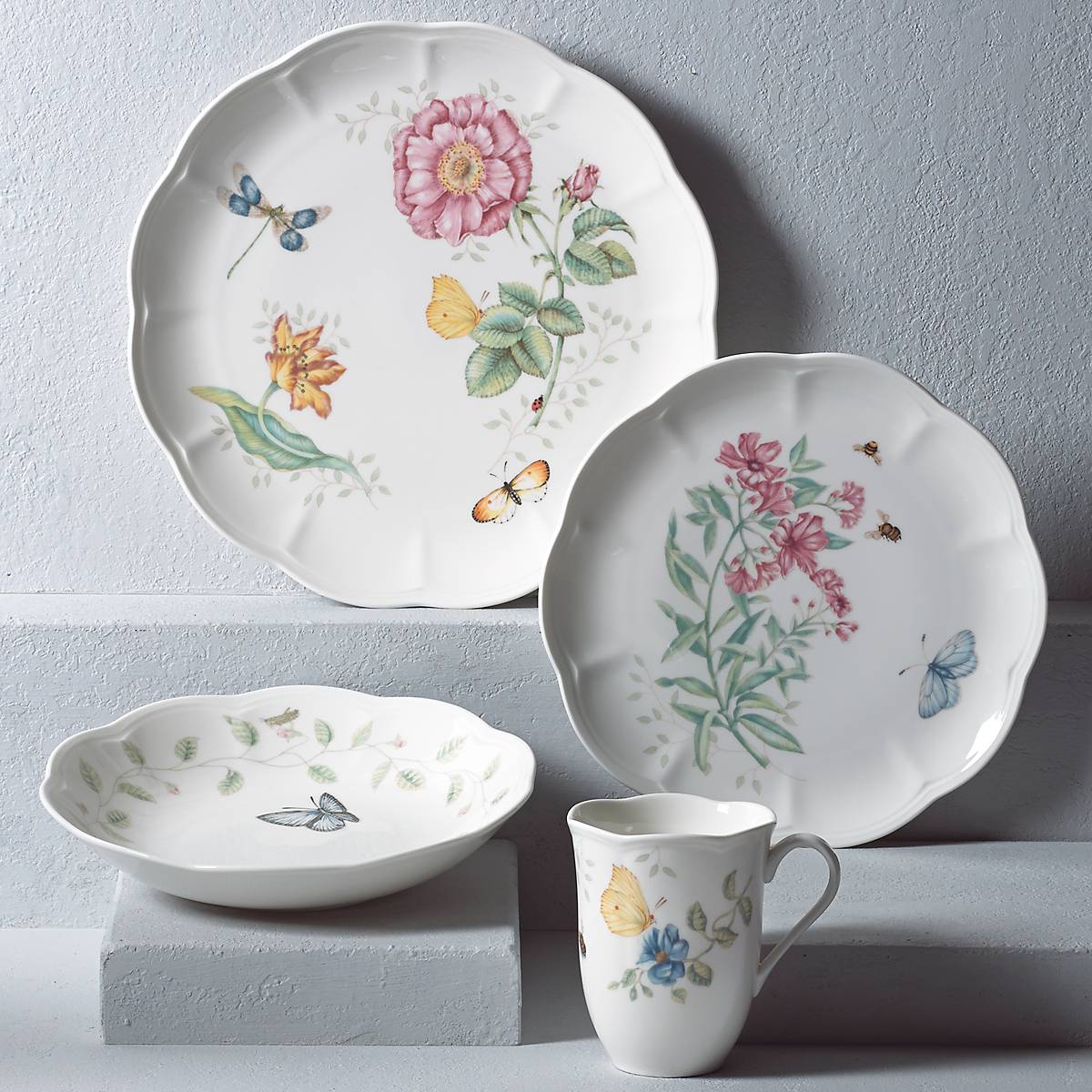 Lenox Premium Butterfly Meadow 4-Piece Place Setting - Image 2