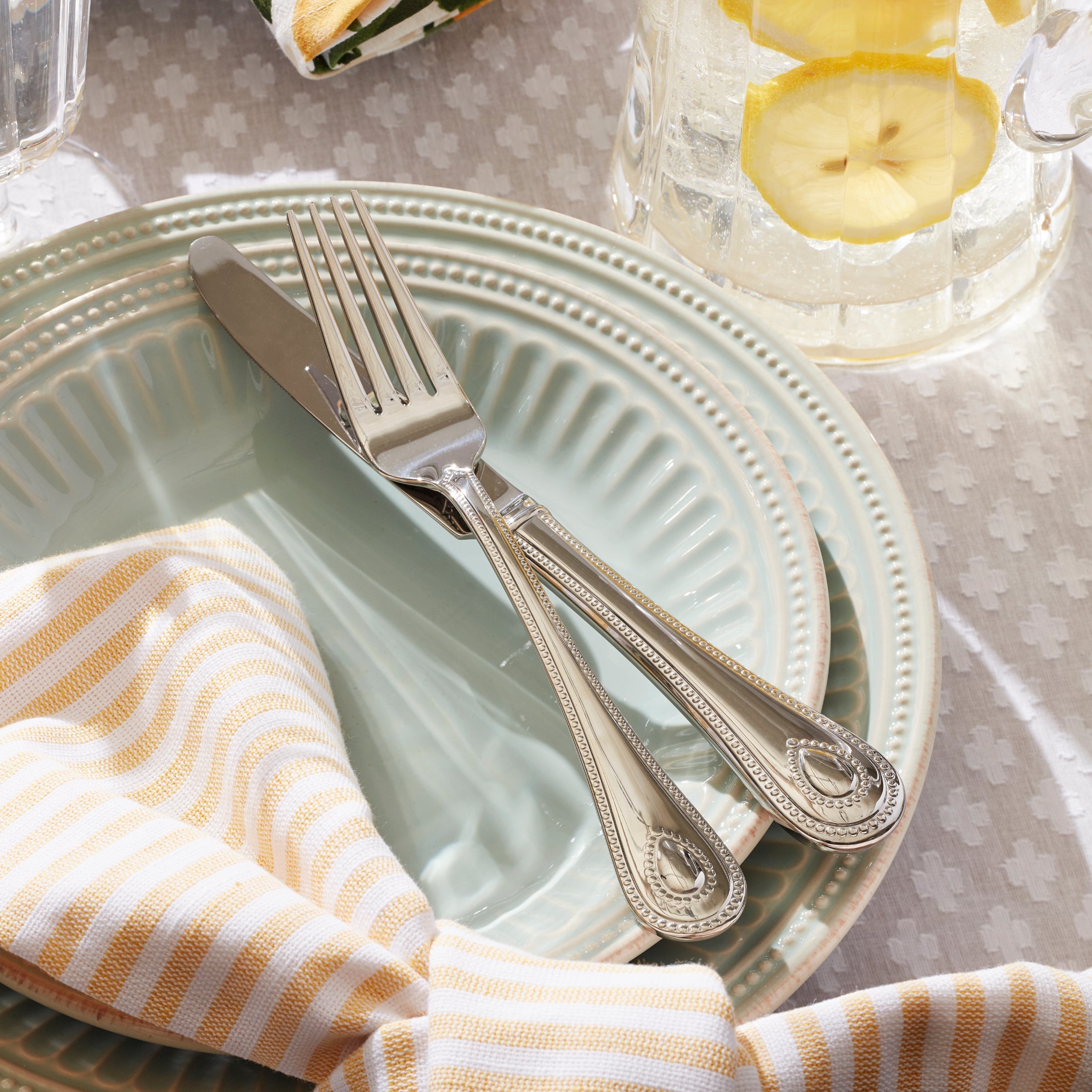 Lenox Premium French Perle Groove Ice Blue 12-Piece Place Setting - Image 4