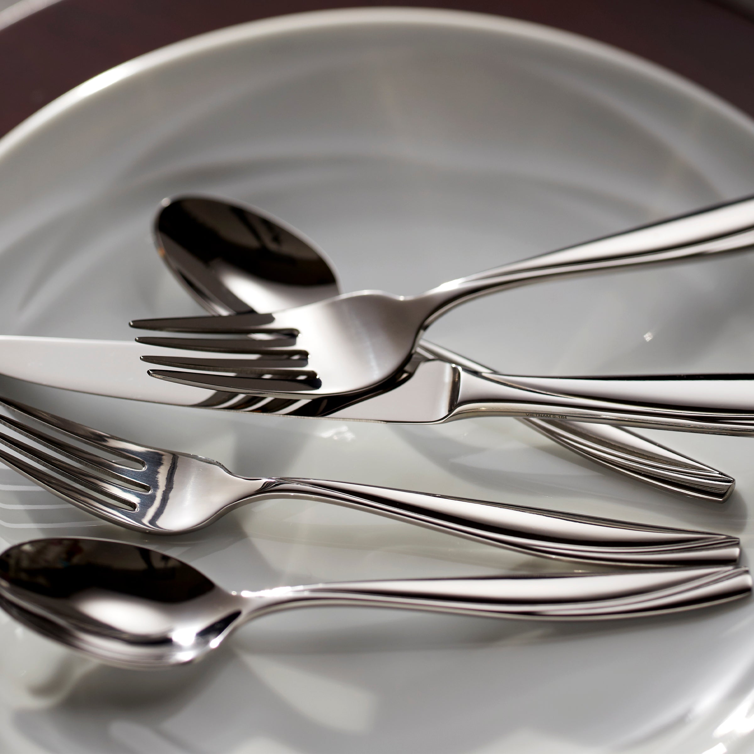 Lenox Premium Camlynn 20-Piece Flatware Set - Image 2
