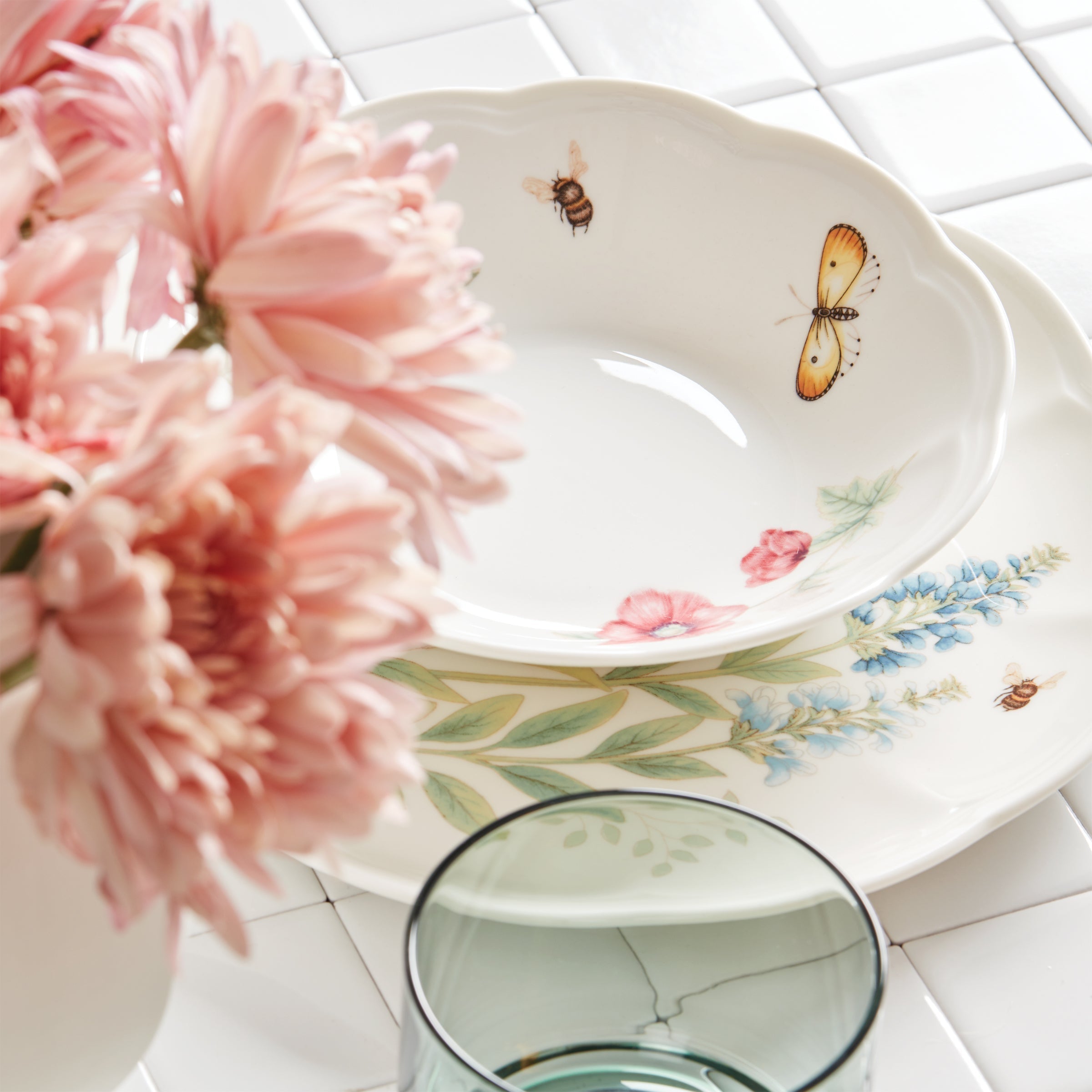 Lenox Premium Butterfly Meadow 28-Piece Dinnerware Set - Image 11
