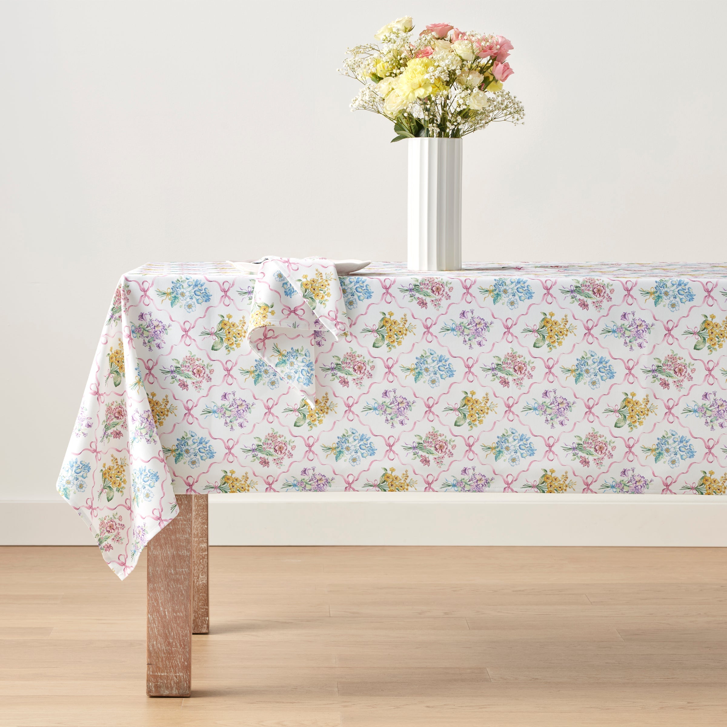 Lenox Premium Bouquet Ribbon 60x84 Tablecloth - Image 2