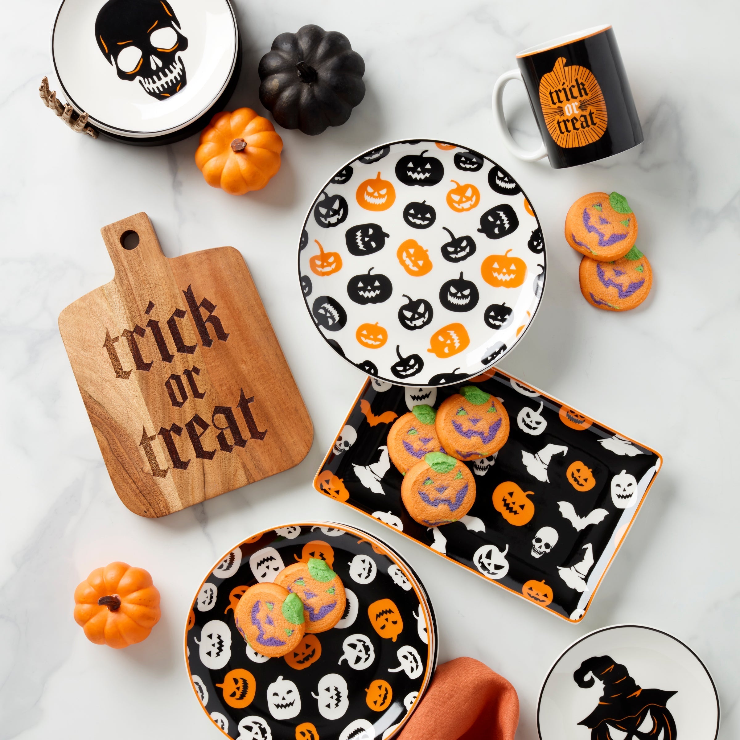Lenox Premium Vintro Halloween Trick or Treat Cheese Board - Image 3