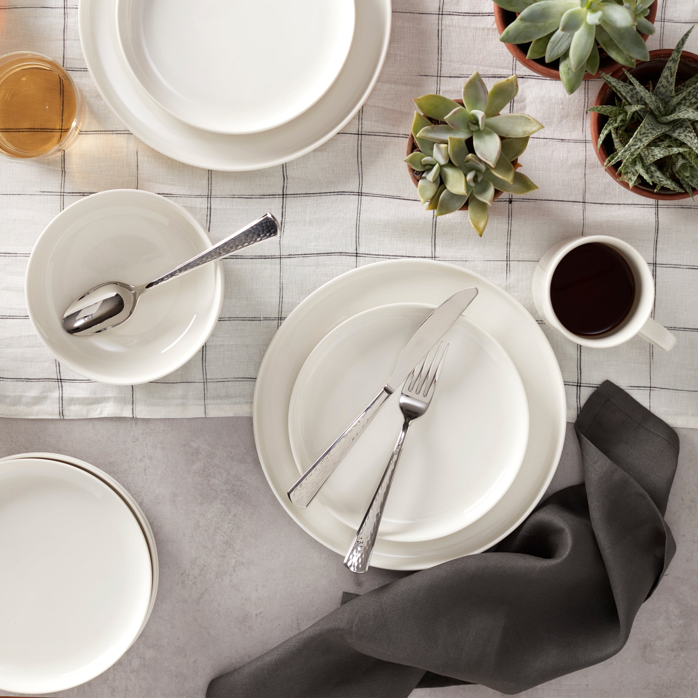 Lenox Premium Etta 20-Piece Flatware Set - Image 5