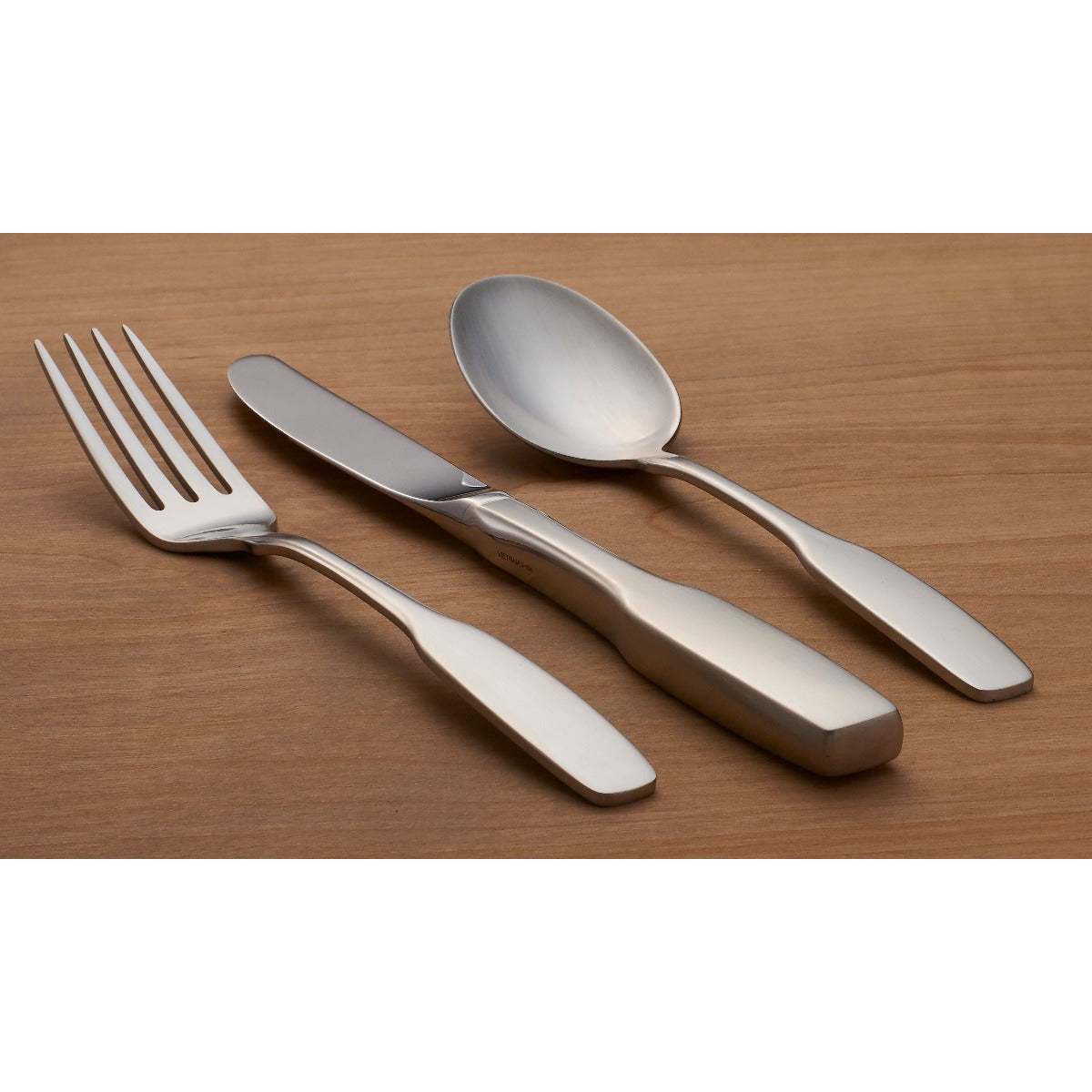 Lenox Premium Paul Revere Dinner Knives, Set of 4 - Image 2