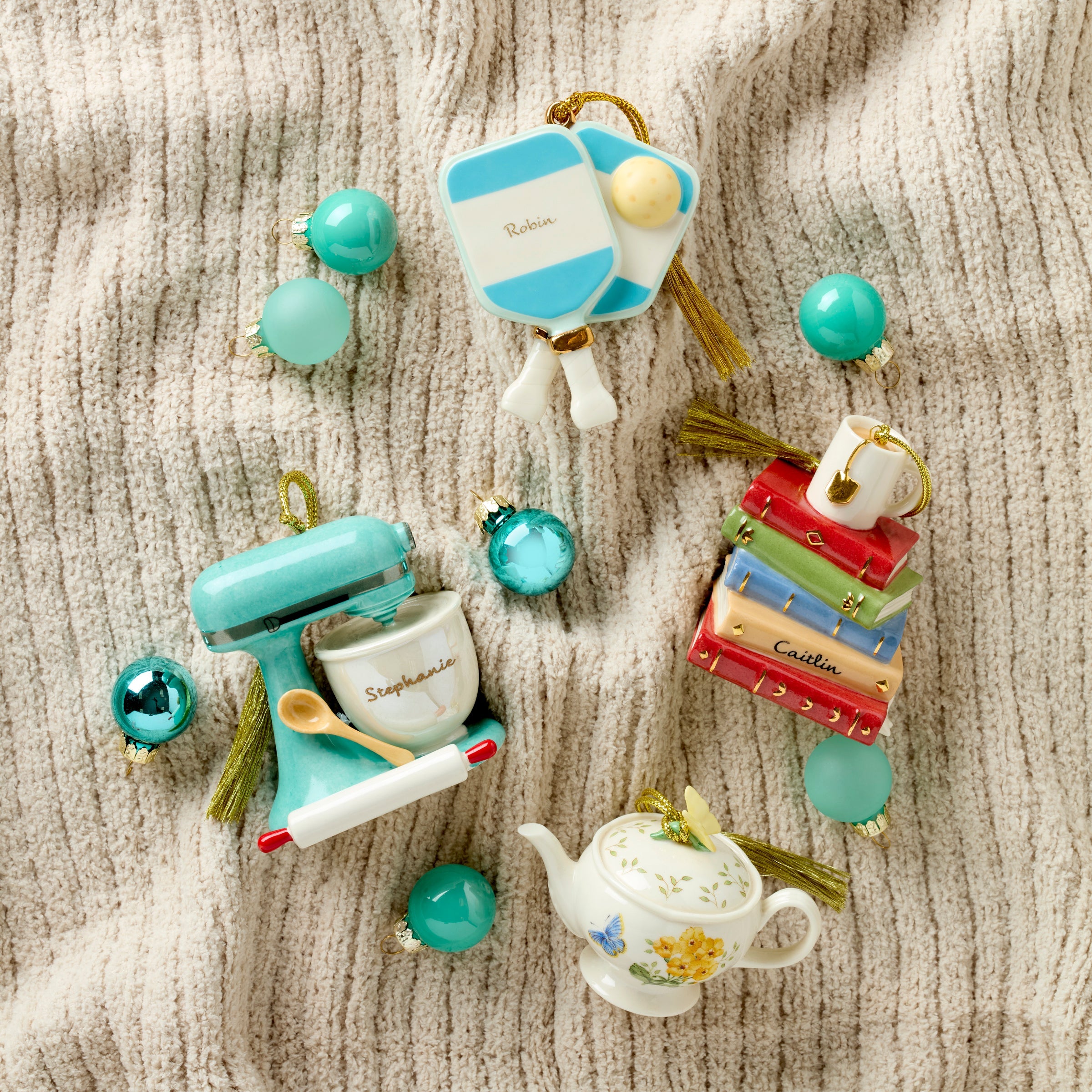 Lenox Premium Personalized Kitchen Mixer Ornament - Image 3